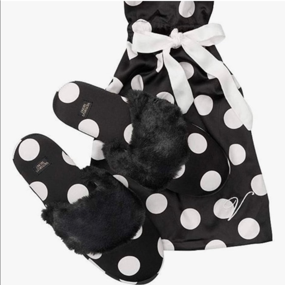Vintage White Black Polka dot Pattern Print Premium Home Slippers main image 0